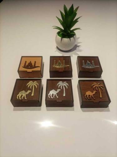 Ramzan Gift Box With Atar And Tasbeeh (random Color)