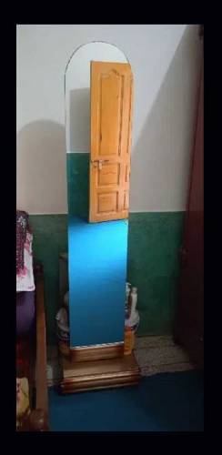 Decorating Mirror/ Dressing Table