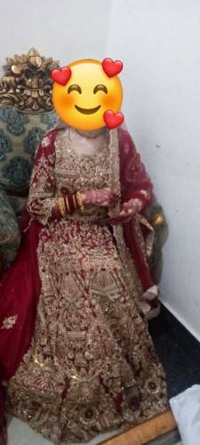 Bridal lehnga red colour one time used 