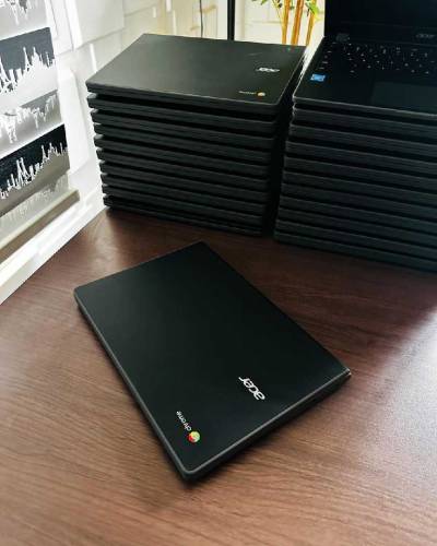 Acer C771 laptop Chromebook 