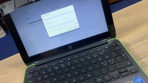 Chromebook brand new 4gb ram 32gb mamory 