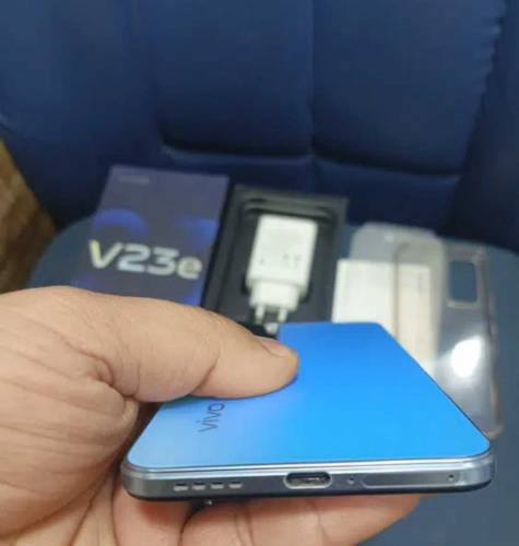 vivo v23e 8 RAM 256 ROM 