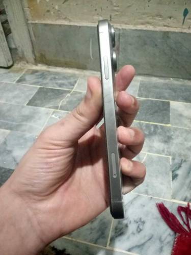 IPHONE XR NON PTA CONVERT 15 PRO 