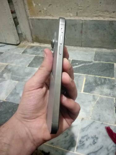 IPHONE XR NON PTA CONVERT 15 PRO 