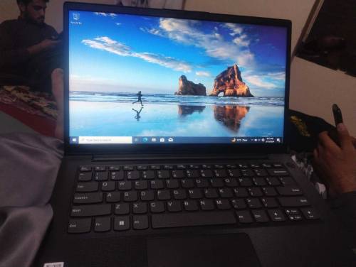 Branded new laptop in pin pack condition 