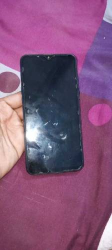 Realme 3   4/64 condition 10/9