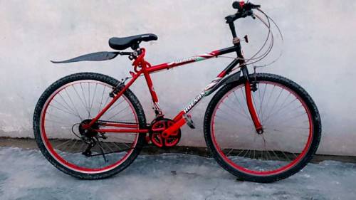 Shimano 2 months used 10gears cycle full size