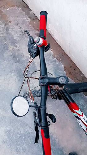 Shimano 2 months used 10gears cycle full size