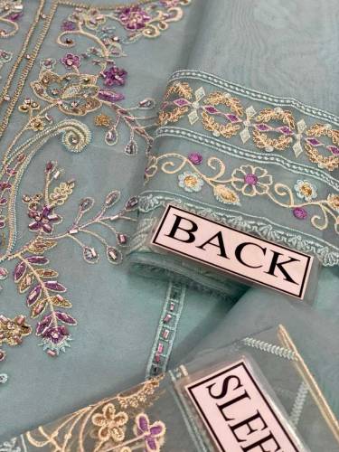 MARIA.B embroidered suit 