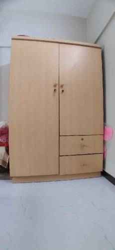 Wardrobe (4ft Almari)