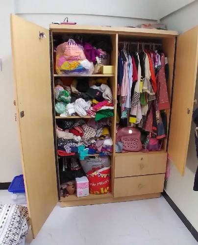 Wardrobe (4ft Almari)