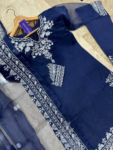 ladies embroided suit fancy 3pcs