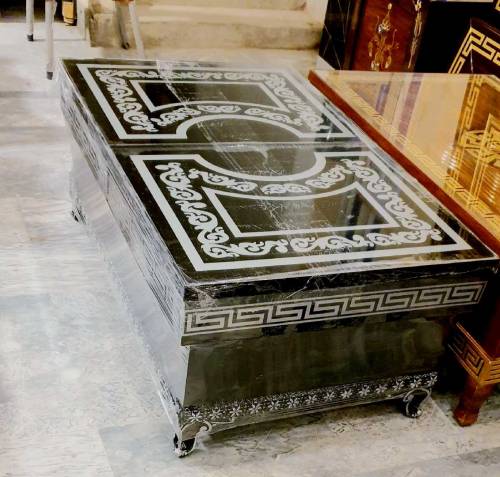 highly furnished paint made in mdf wood  top bottom  6mm glass print 