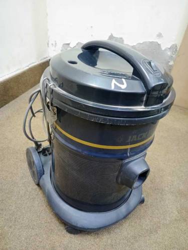 vacuum cleaner