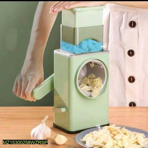 •  Vegetable Slicer Cutter