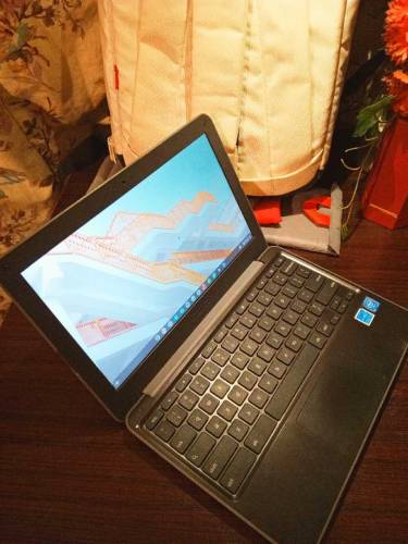 Asus C202 laptop Chromebook 