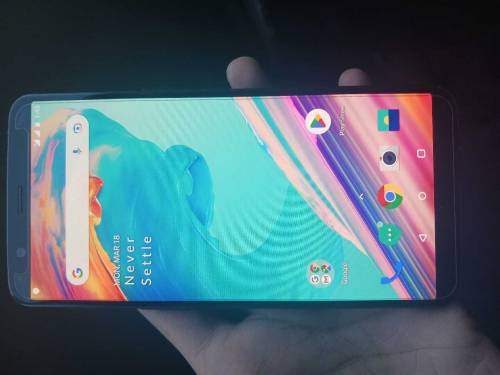 ONE PLUS 5T IN GOOD CONDITION FOR SALE