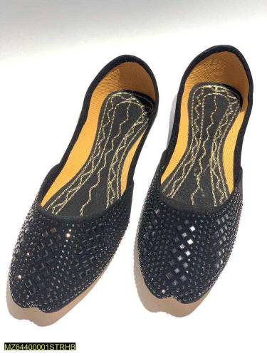 Women's velvet fancy embroider khussa 