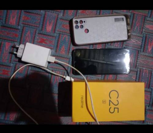 realme C25s with complete saman 