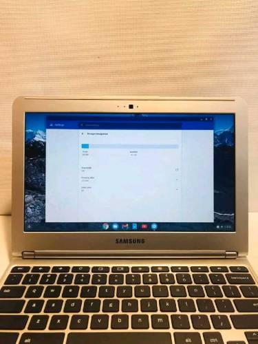 Samsung series 5 laptop Chromebook 