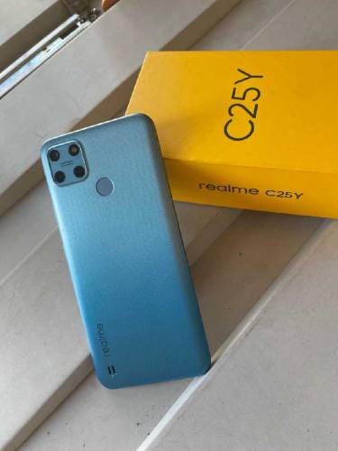 Realme C25y