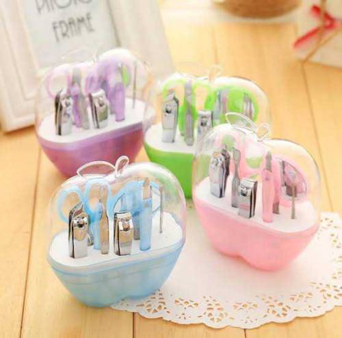 Apple Shape Manicure Kit