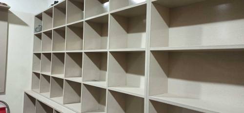 Shop Racks Urgent Sale 