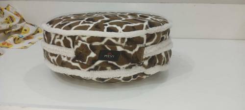 floor cushions 