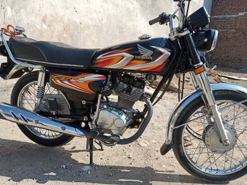 Honda CG 125. Model 2022.