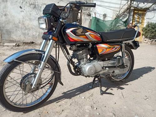 Honda CG 125. Model 2022.