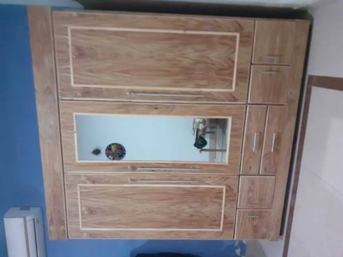 Triple door wardrobe
