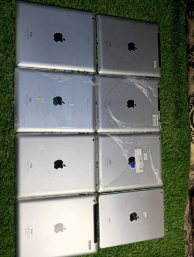 I Pad 4th and 7th Generation