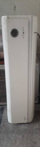 Spilt 1. 5 ton ac fit condition. excelent working