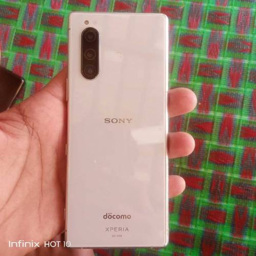 Sony Xperia 5 mark 1 6/64 fresh piece 10/10 condition hai 