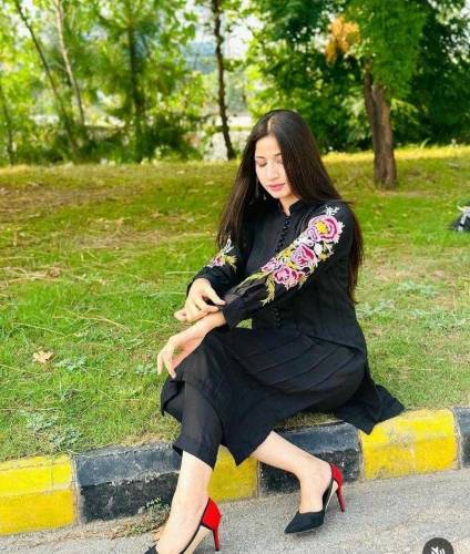 2 pcs women's stitched Arabic Lawn Embroidered suit 