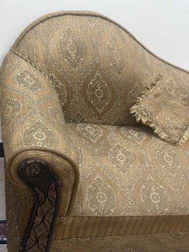 3 sofas 