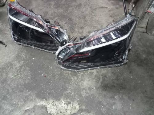 Toyota Yaris cross hide light and back light 