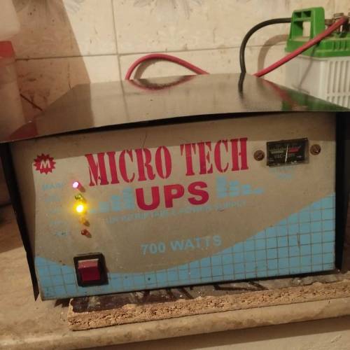 700 Watts U P S Good condition UPS in running condition. Pure copper 