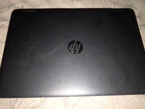 HP laptop core i5 6g