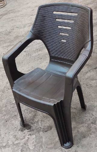 wholesale chairs and tables and more furniture..