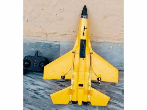 su 35 flying jet un breakable