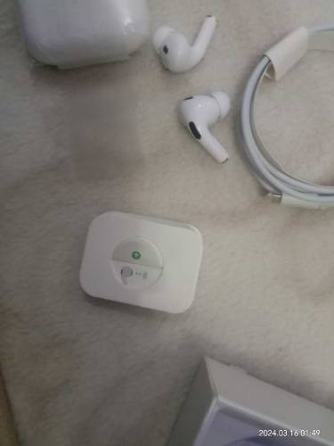 Apple airpods pro with good quality