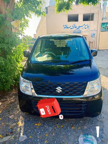 Suzuki wagnor R 
