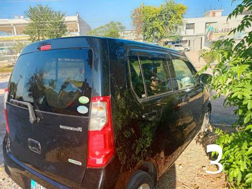 Suzuki wagnor R 