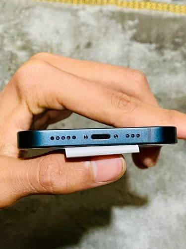 I PHONE 13