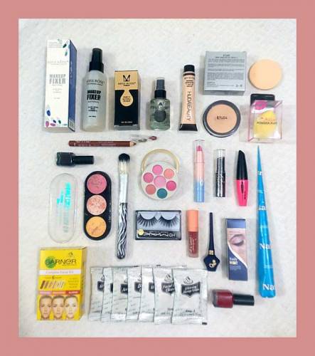 20pcs Make-up Eid Deal with Mehndi 