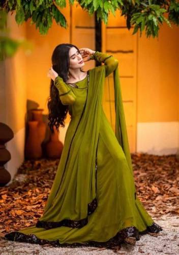 mehrama clothes brand.