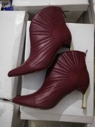 FEMALE ORIGNAL CHAINA FACTORY SHOES