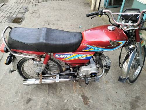 Honda cd 70 good condition argent for sale 