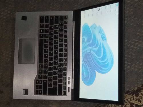 Fujitsu Core I5